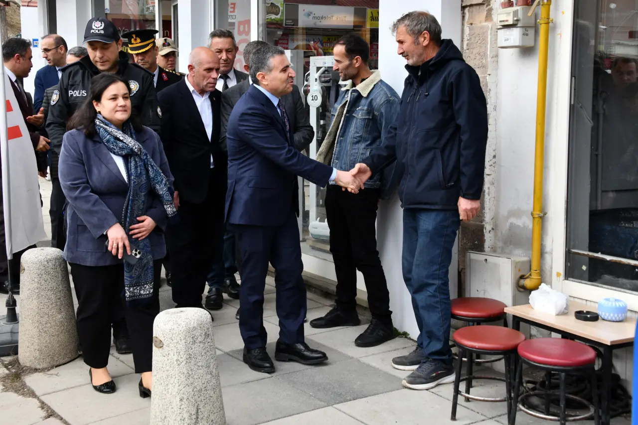 Vali Cevdet Atay Şiran’da incelemelerde bulundu 2