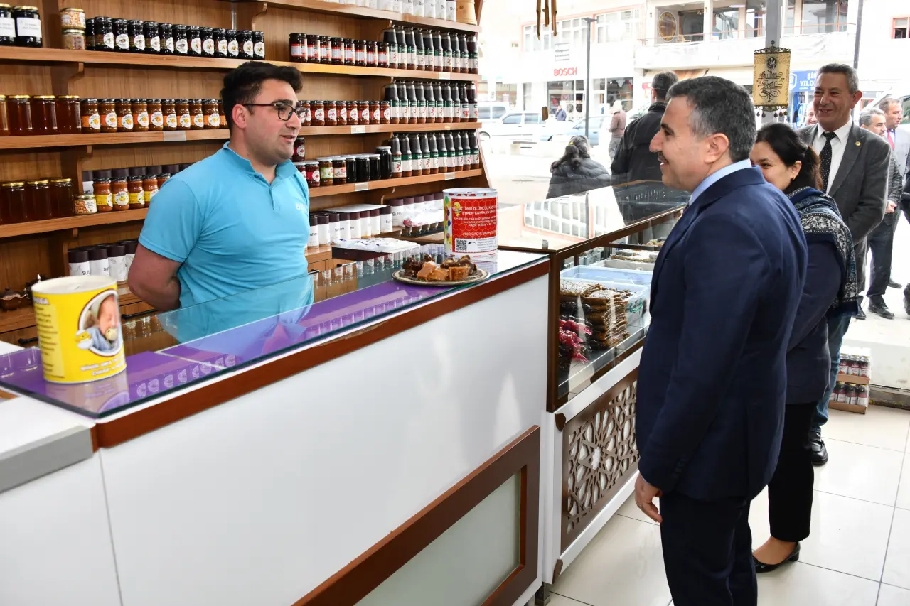 Vali Cevdet Atay Şiran’da incelemelerde bulundu 7