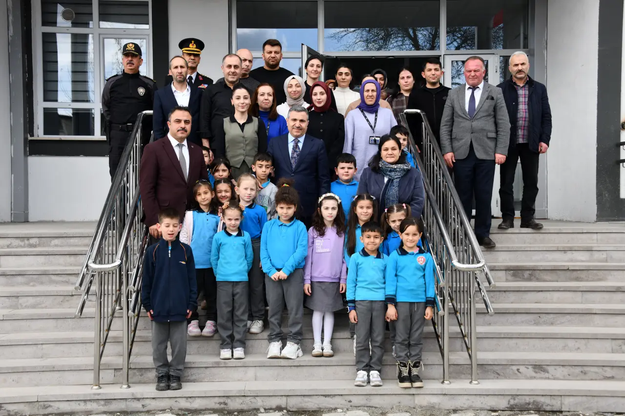 Vali Cevdet Atay Şiran’da incelemelerde bulundu 24