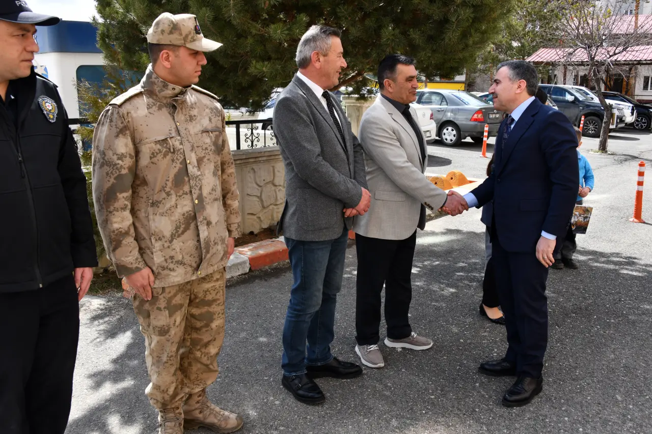 Vali Cevdet Atay Şiran’da incelemelerde bulundu 8