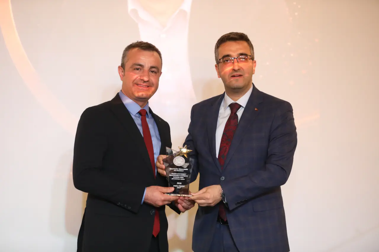 Ankara’da Gümüşhane Rüzgarı: ‘Gümüşhane’ye Değer Katanlar Ödül Töreni’ Görkemli Bir Törenle Gerçekleşti 33