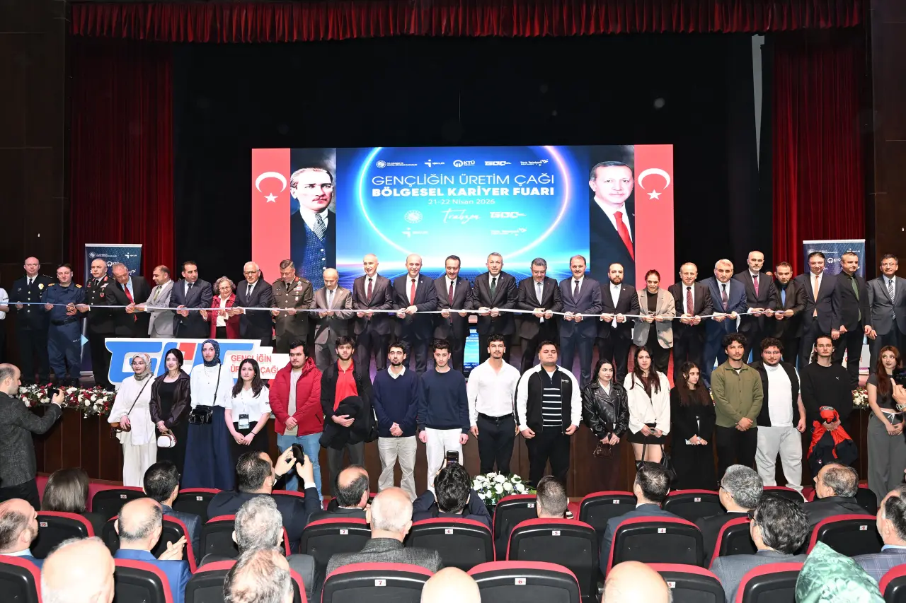 Bölgenin En Büyük Kariyer Buluşması: DOKKAF’26 Kapılarını Açtı 4