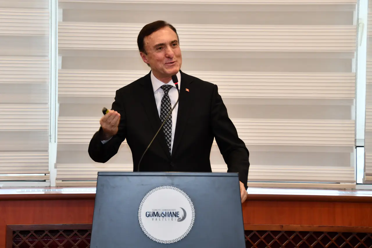 Erhan Paşa Gümüşhane’den Seslendi: "Kendi Göbeğimizi Kendimiz Keseceğiz" 3