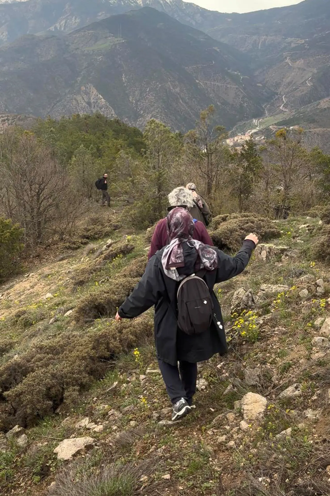 Godanas Ormanlarını 14 kilometre yürüyerek aştılar! 4