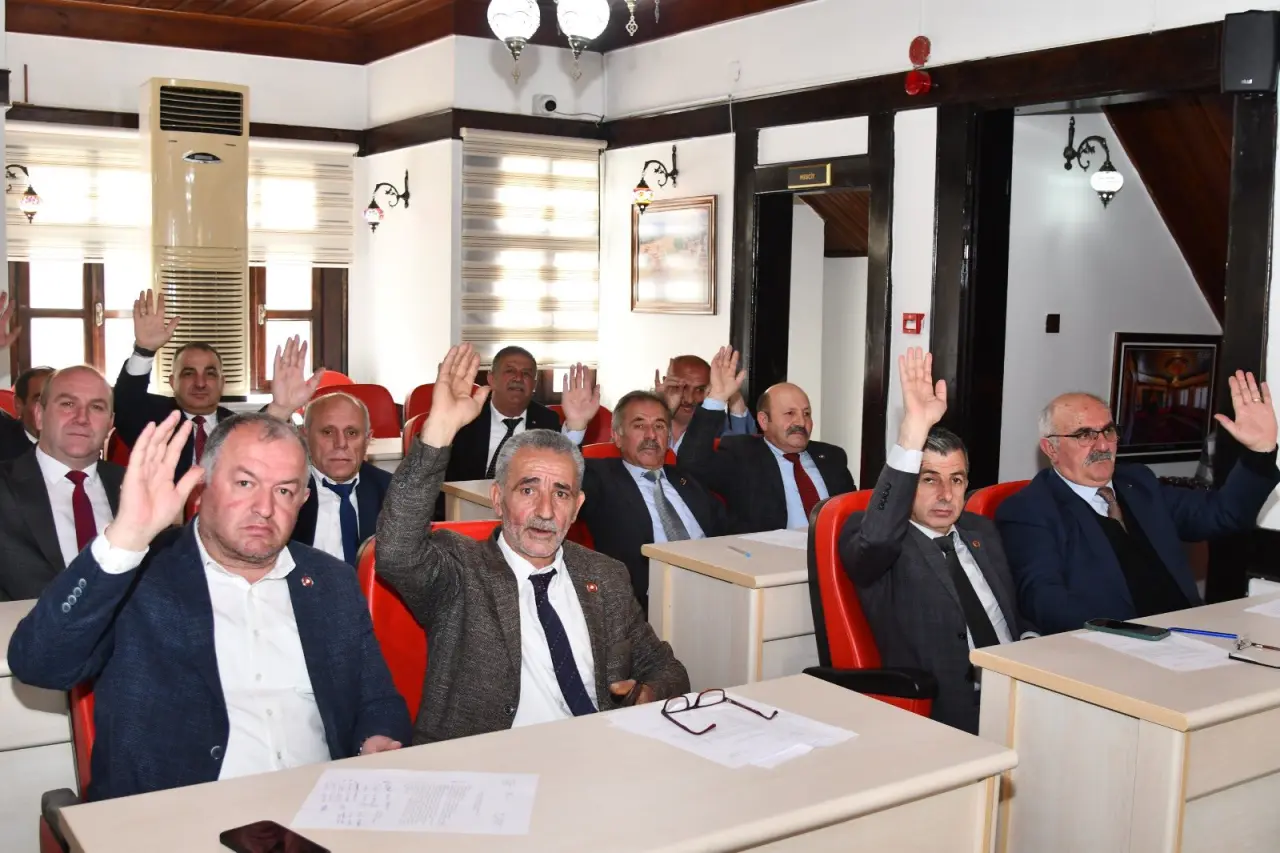 Gümüşhane İl Genel Meclisi’nde Av. Eşref Balki güven tazeledi 2