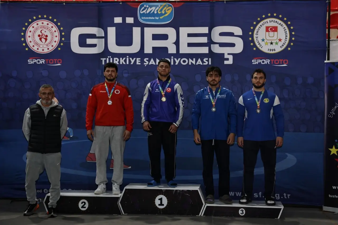 Mindere Çıktılar, Madalyaları Topladılar: Gümüşhane Üniversitesinden Dünya Şampiyonası’na Dev Adım! 3