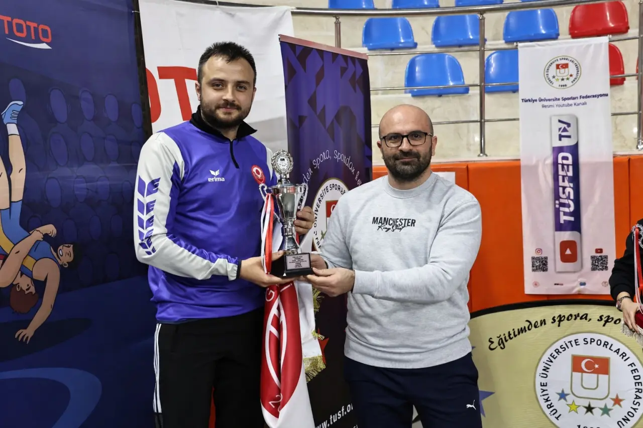 Mindere Çıktılar, Madalyaları Topladılar: Gümüşhane Üniversitesinden Dünya Şampiyonası’na Dev Adım! 7