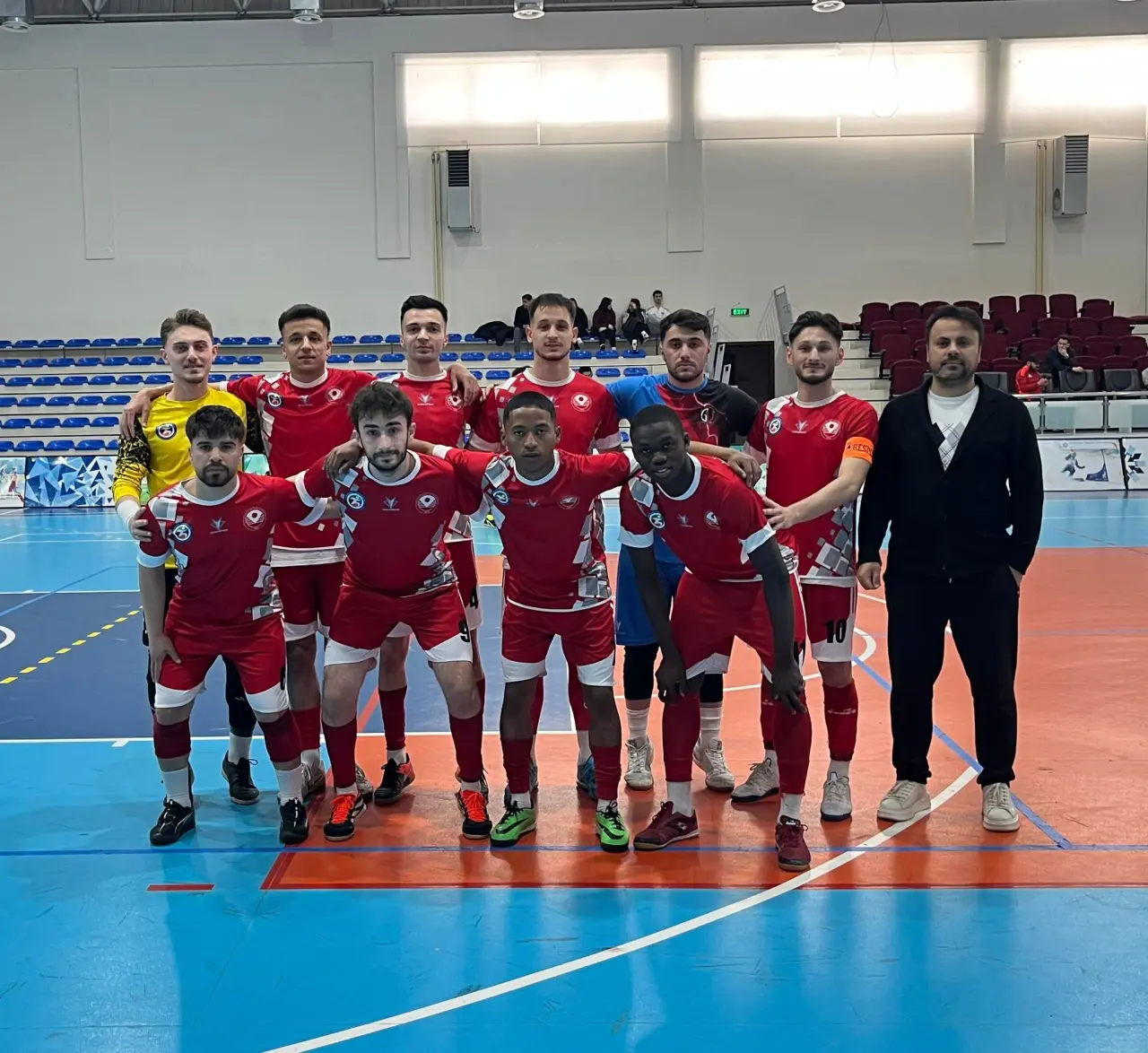 Gümüşhane Üniversitesi Salon Futbolunda Türkiye Finallerine Yükseldi 1