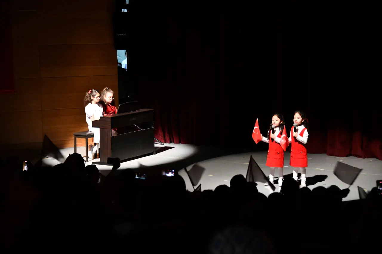 Gümüşhane’de 23 Nisan Ulusal Egemenlik ve Çocuk Bayramı Törenlerle Kutlandı 47