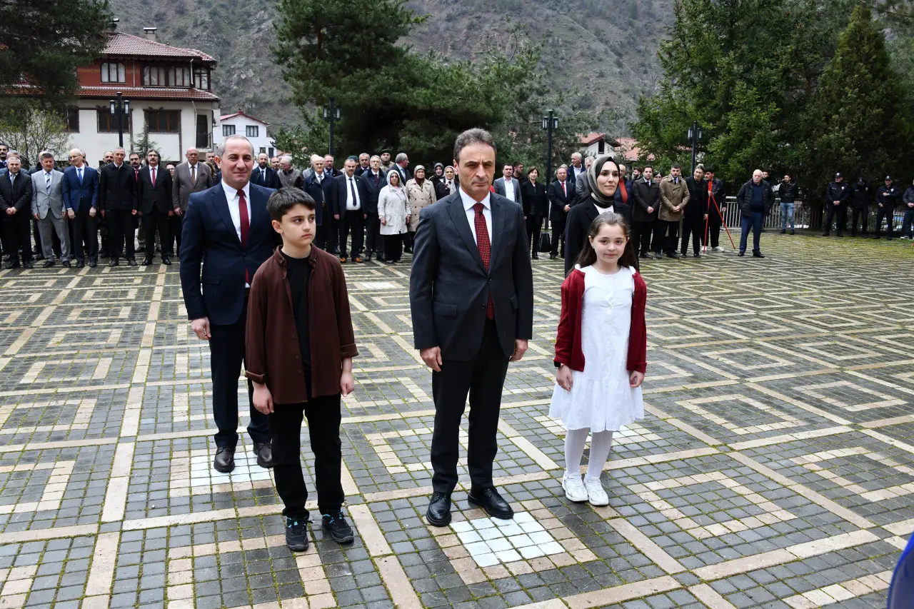 Gümüşhane’de 23 Nisan Ulusal Egemenlik ve Çocuk Bayramı Törenlerle Kutlandı 5