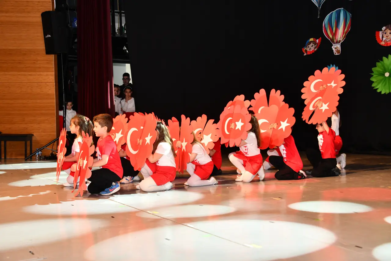 Gümüşhane’de 23 Nisan Ulusal Egemenlik ve Çocuk Bayramı Törenlerle Kutlandı 39