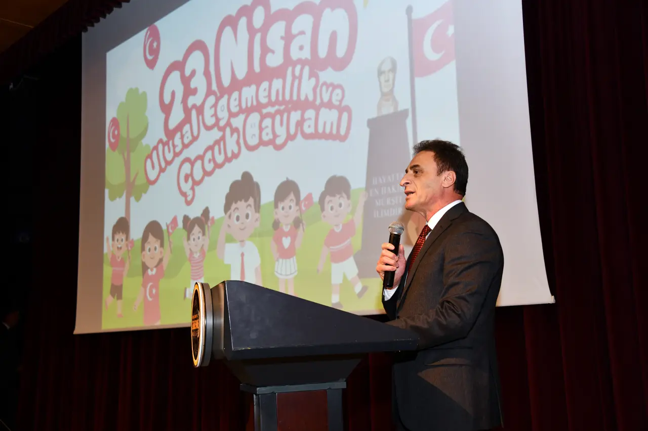 Gümüşhane’de 23 Nisan Ulusal Egemenlik ve Çocuk Bayramı Törenlerle Kutlandı 33