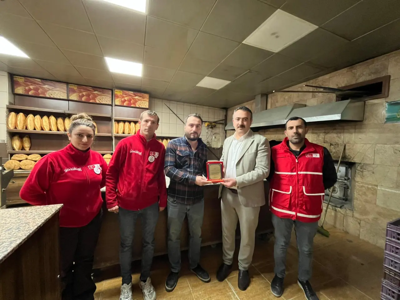 Türk Kızılay Gümüşhane Şubesi’nden hayırsever esnafa ahde vefa 4