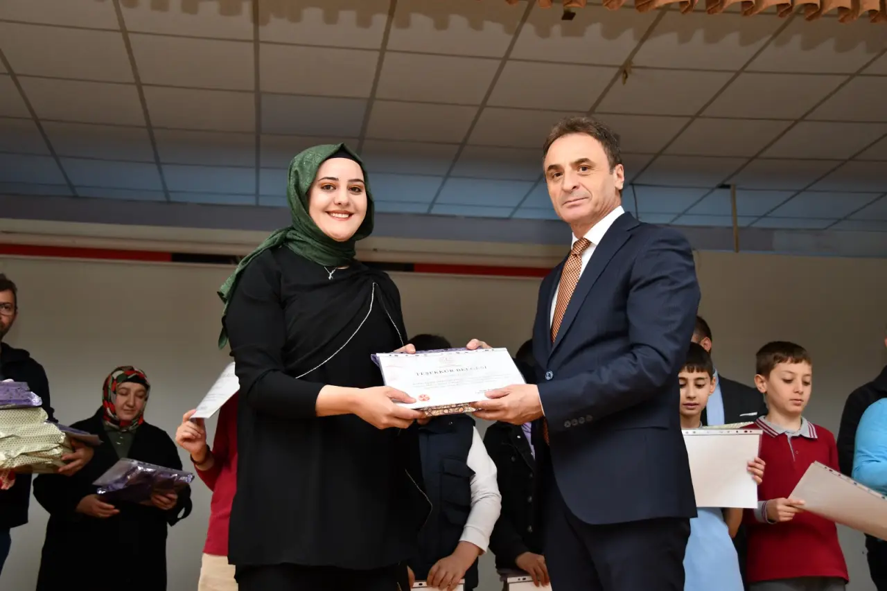 Gümüşhane'de Akıl ve Zekâ Oyunları İl Finalleri Tamamlandı: Şampiyonlar Ödüllerini Aldı 19