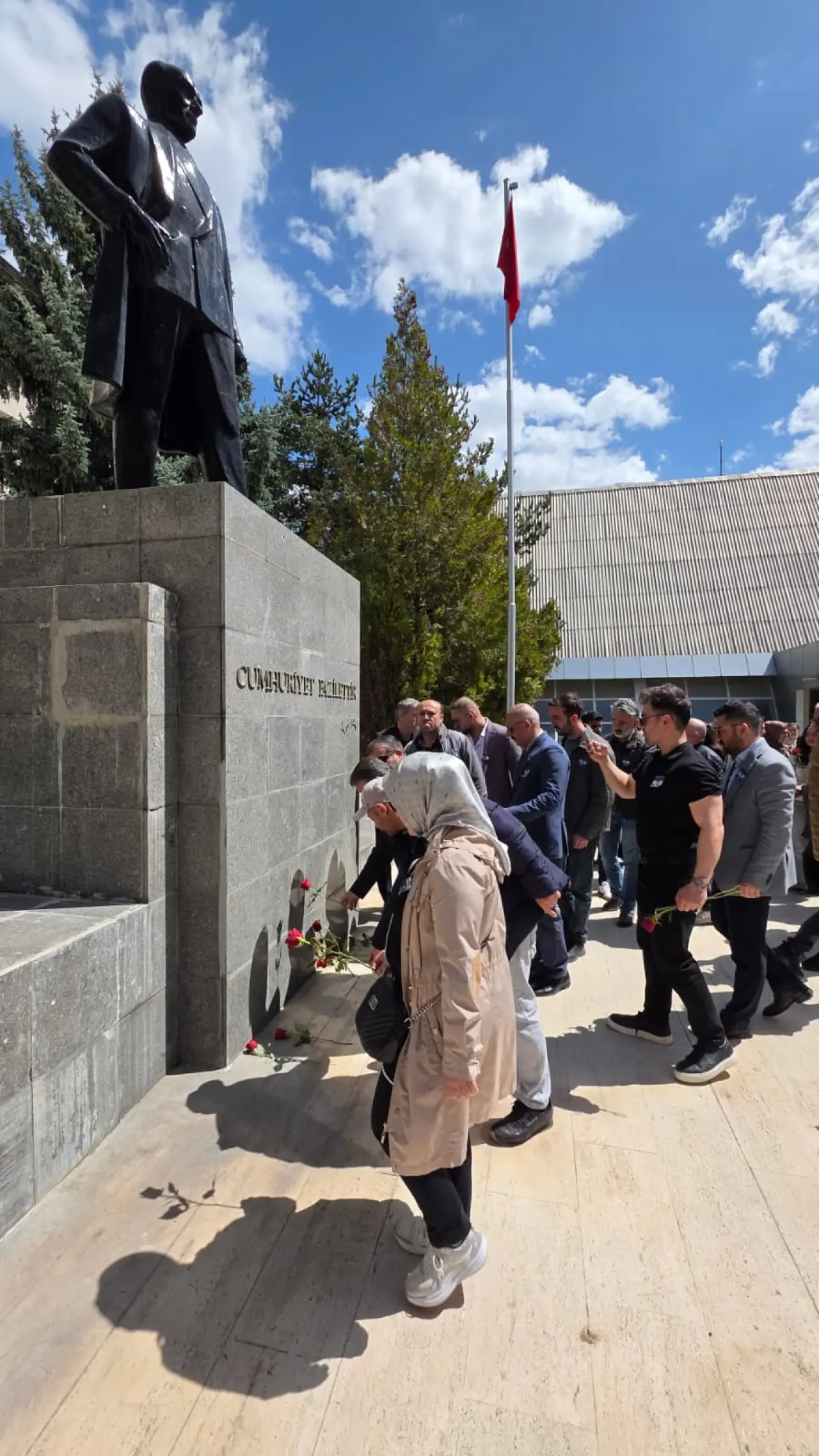 Gümüşhane’de eğitim şehitleri için anlamlı anma töreni 4