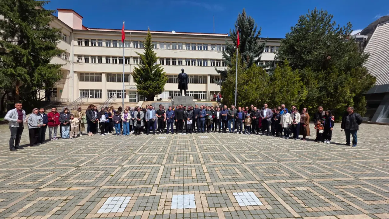 Gümüşhane’de eğitim şehitleri için anlamlı anma töreni 15