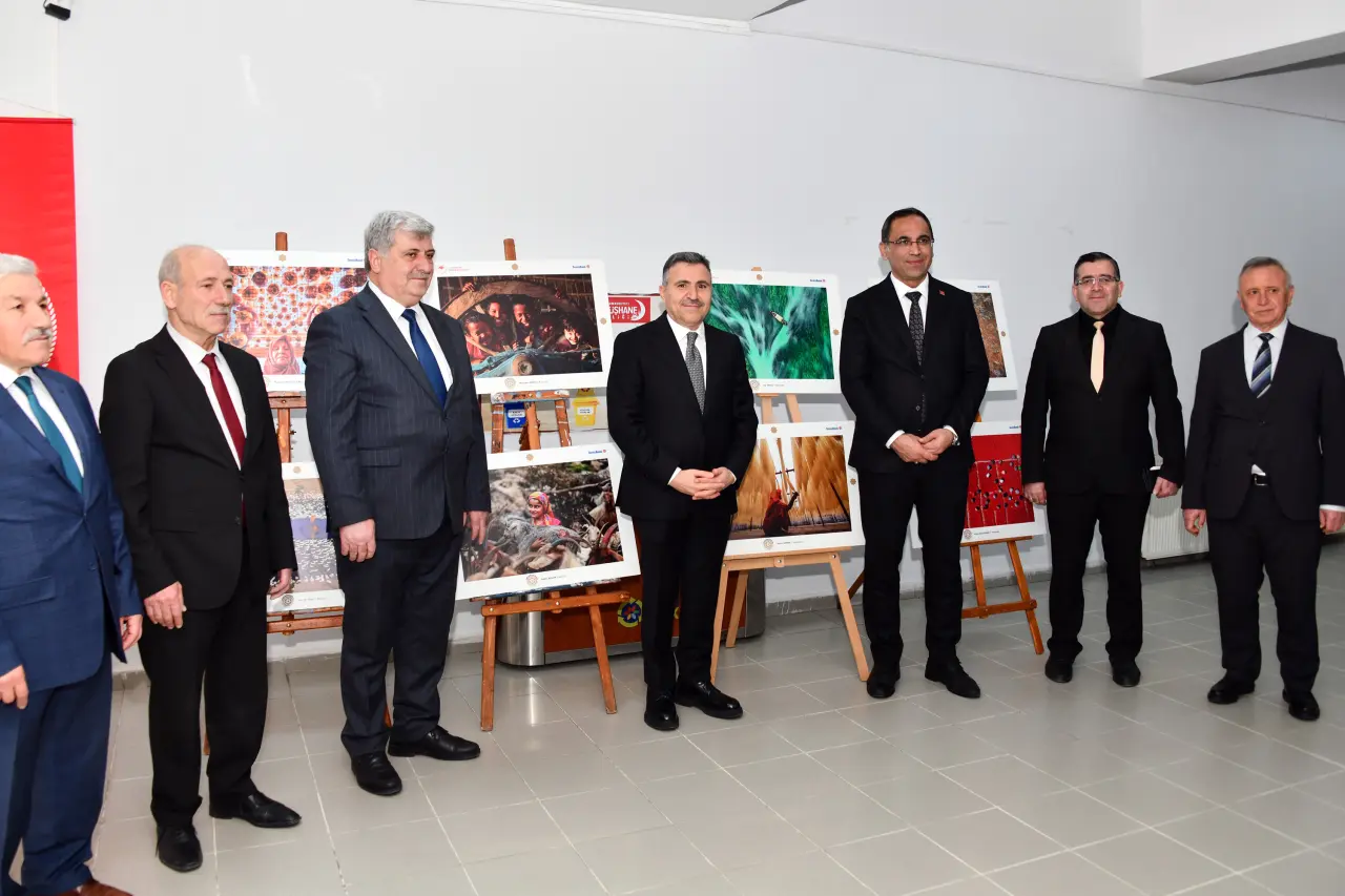 Gümüşhane’de Tarım ve İnsan temalı fotoğraf sergisi açıldı 6