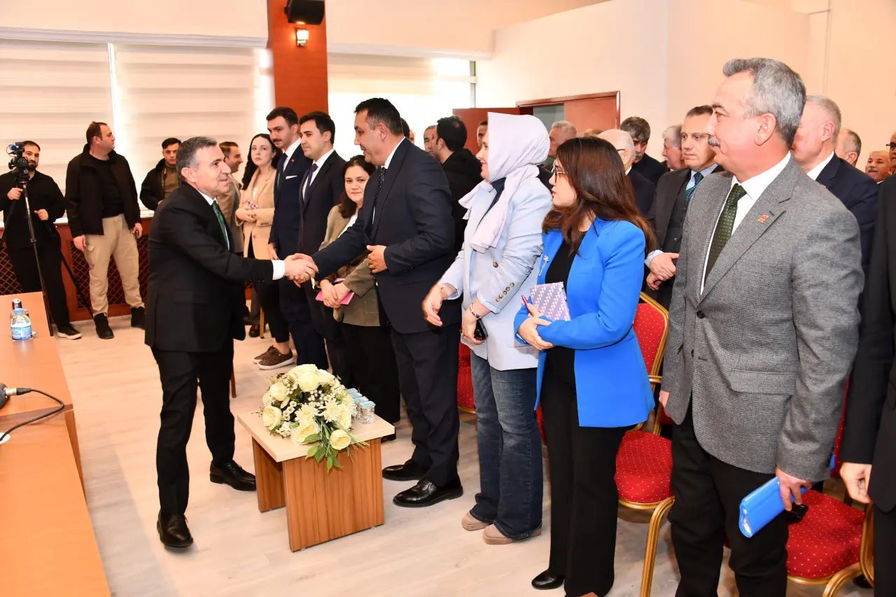 Gümüşhane'de Yatırımlar Gündemde: 77 Milyar TL'lik Projeler Görüşüldü 1