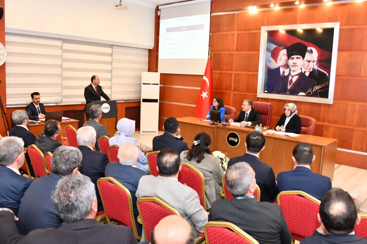 Gümüşhane'de Yatırımlar Gündemde: 77 Milyar TL'lik Projeler Görüşüldü 19