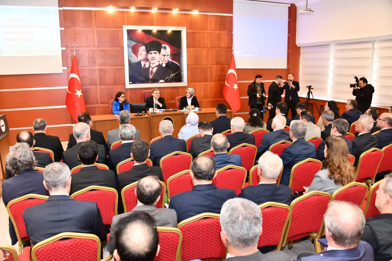 Gümüşhane'de Yatırımlar Gündemde: 77 Milyar TL'lik Projeler Görüşüldü 3