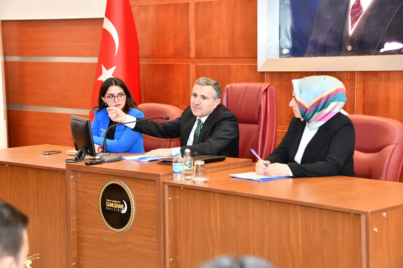 Gümüşhane'de Yatırımlar Gündemde: 77 Milyar TL'lik Projeler Görüşüldü 24