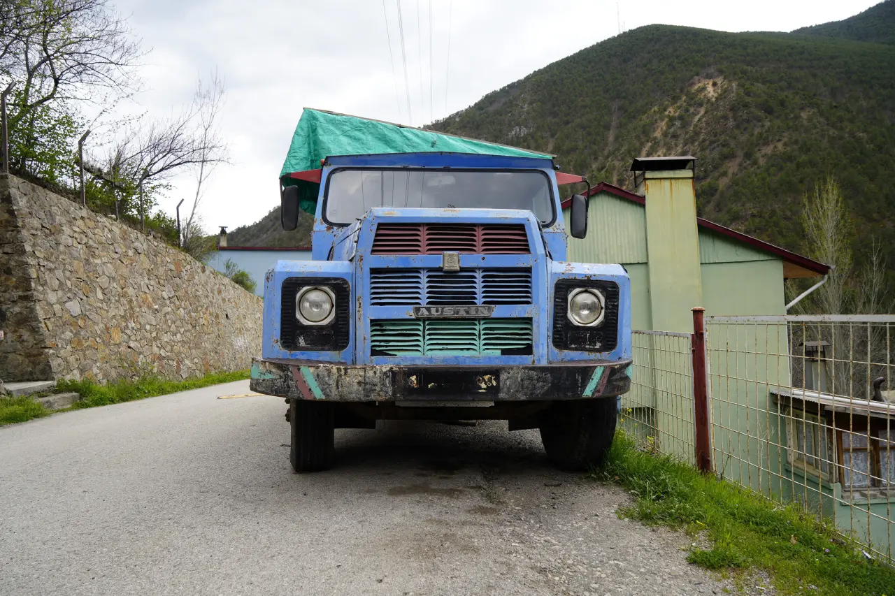 Gümüşhaneli Vatandaş Şokta: Bahçedeki "Odunluk" İstanbul’da Köprüden Geçmiş! 1