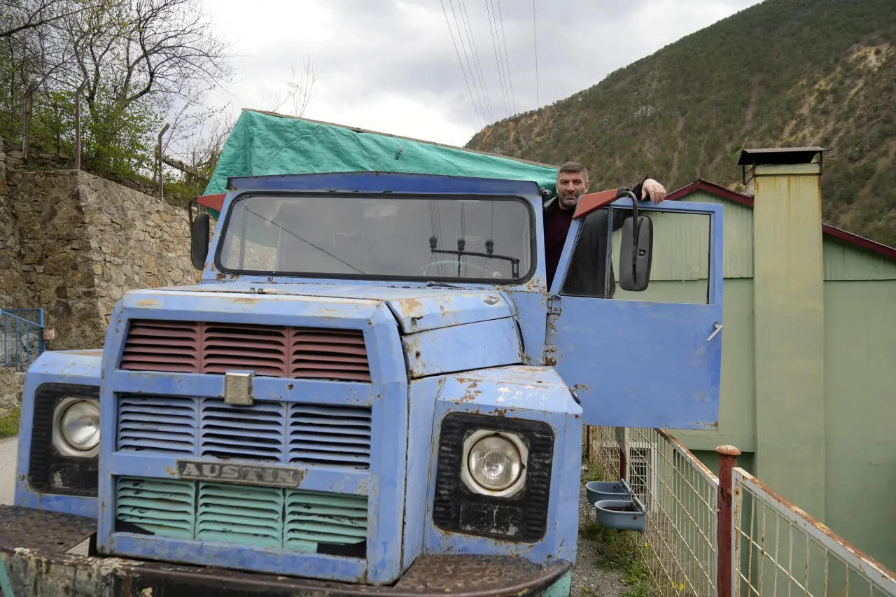 Gümüşhaneli Vatandaş Şokta: Bahçedeki "Odunluk" İstanbul’da Köprüden Geçmiş! 6