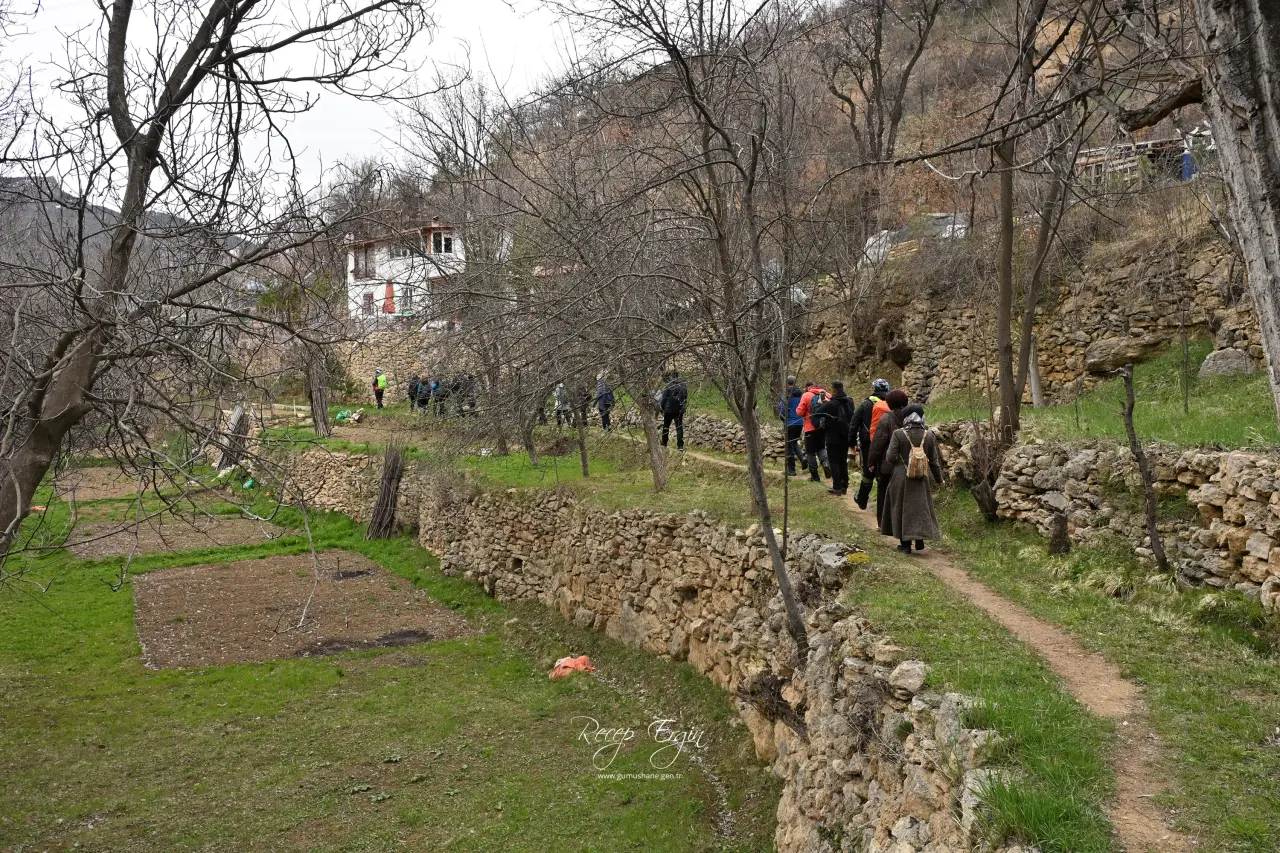 Gümüşhane’nin saklı hazinesi "Eski Mardin" görünümüyle büyülüyor! 32