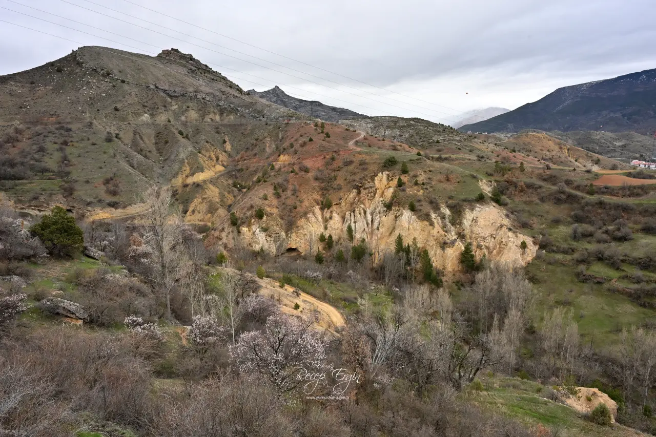 Gümüşhane’nin saklı hazinesi "Eski Mardin" görünümüyle büyülüyor! 24