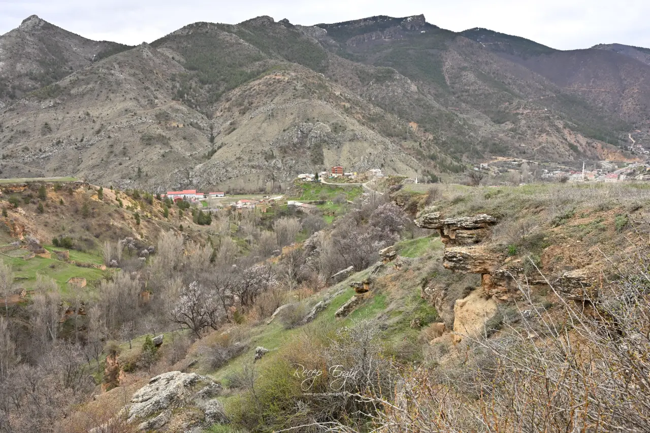 Gümüşhane’nin saklı hazinesi "Eski Mardin" görünümüyle büyülüyor! 25