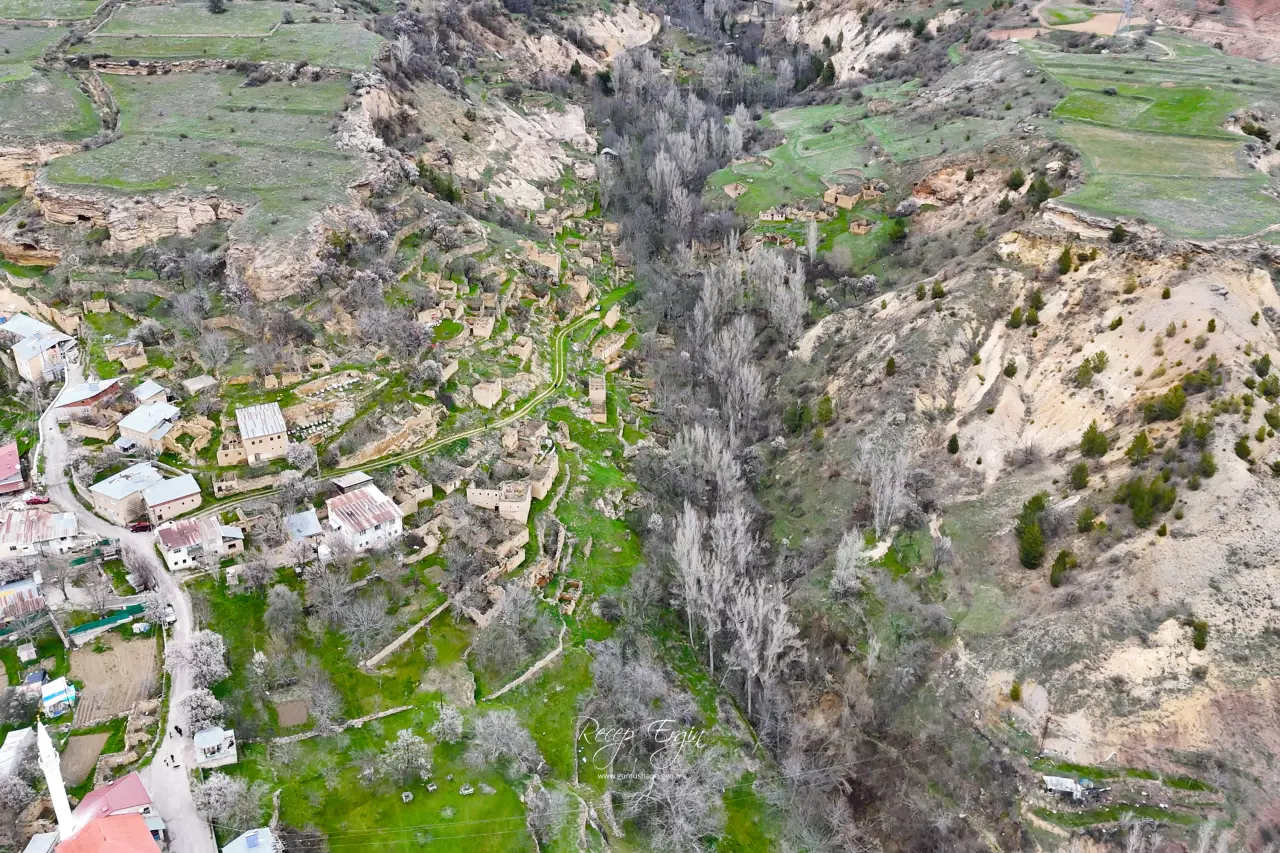Gümüşhane’nin saklı hazinesi "Eski Mardin" görünümüyle büyülüyor! 53