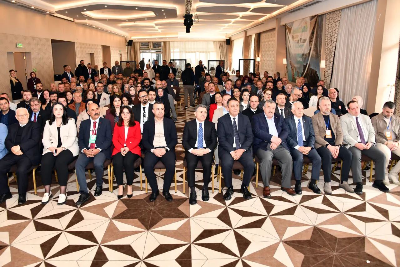 Gümüşhane'nin Turizm Yol Haritası Belirleniyor: Master Plan Çalıştayı Gerçekleştirildi 1