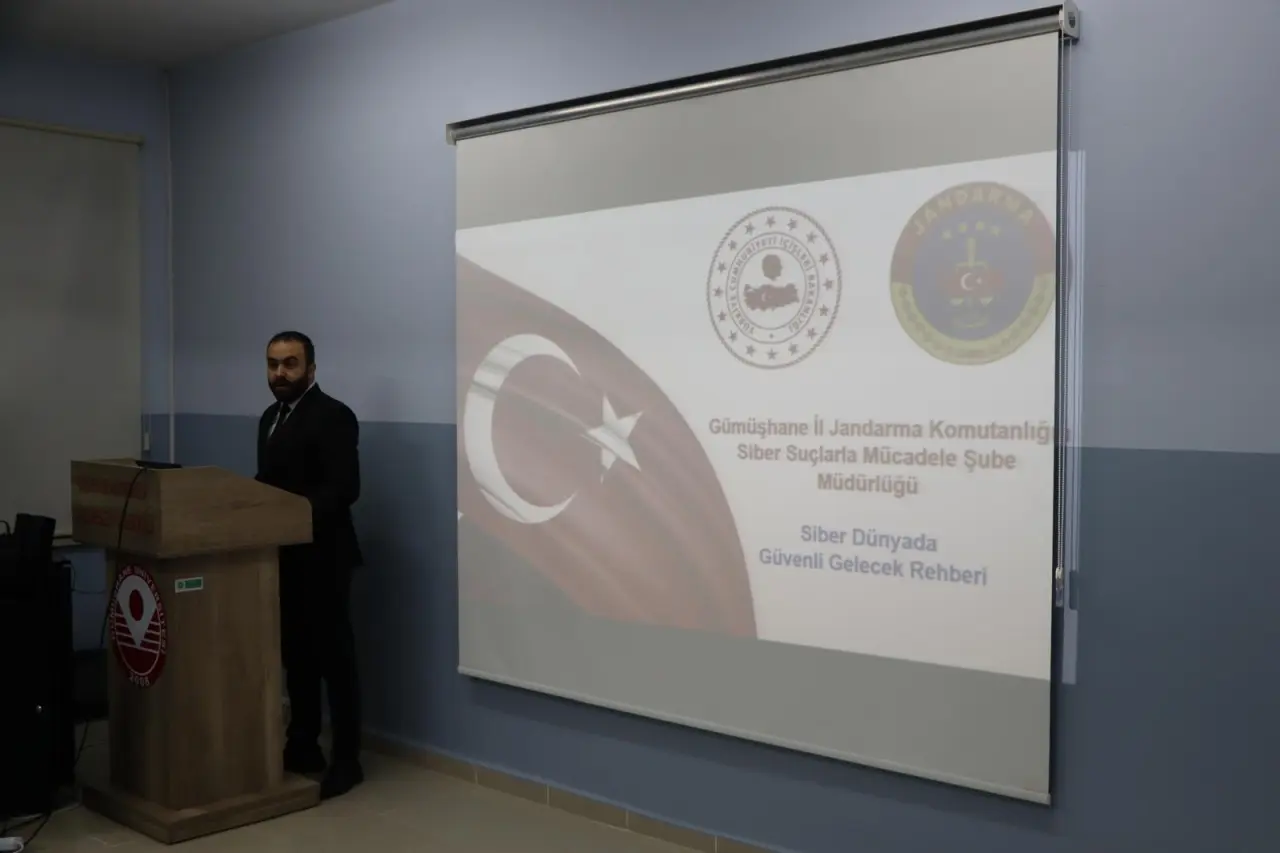 İl Jandarma Komutanlığı’ndan Üniversite Gençliğine Bilgilendirme Seferberliği 2