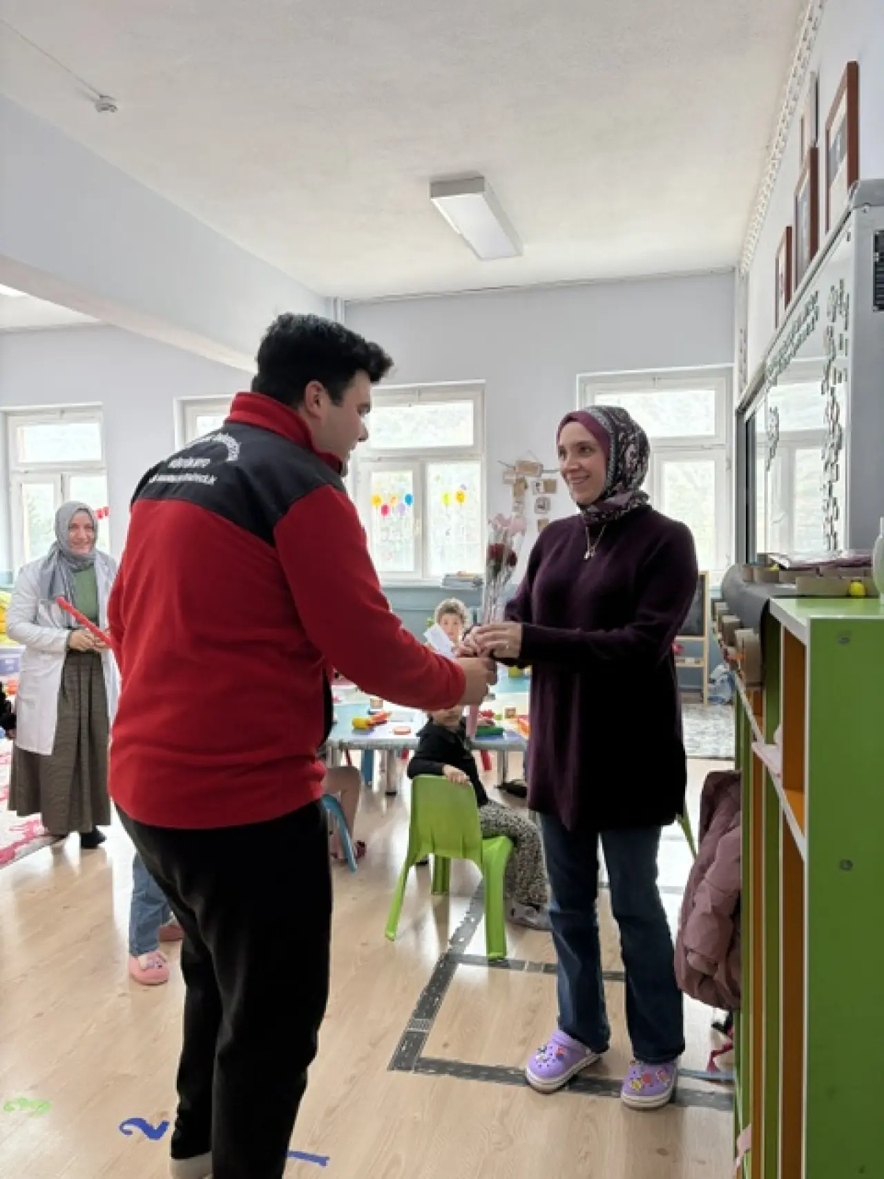 Kürtün Meslek Yüksekokulu Öğrencilerinden Eğitimcilere Vefa Ziyareti 2