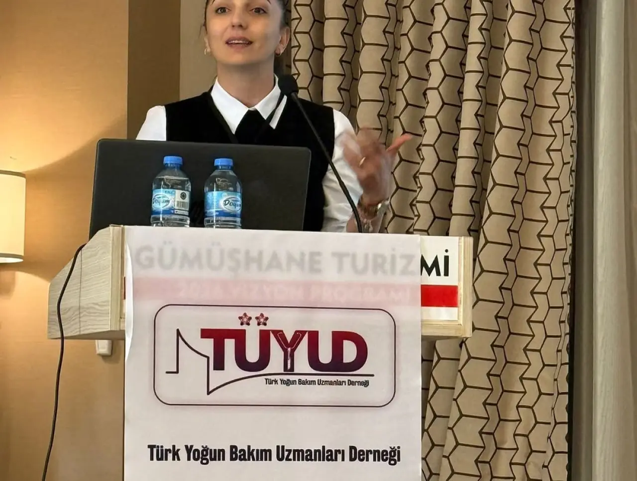 Tıp Dünyasının Kalbi Gümüşhane’de Attı: 3. Yoğun Bakımda Beslenme Sempozyumu Gerçekleştirildi 8