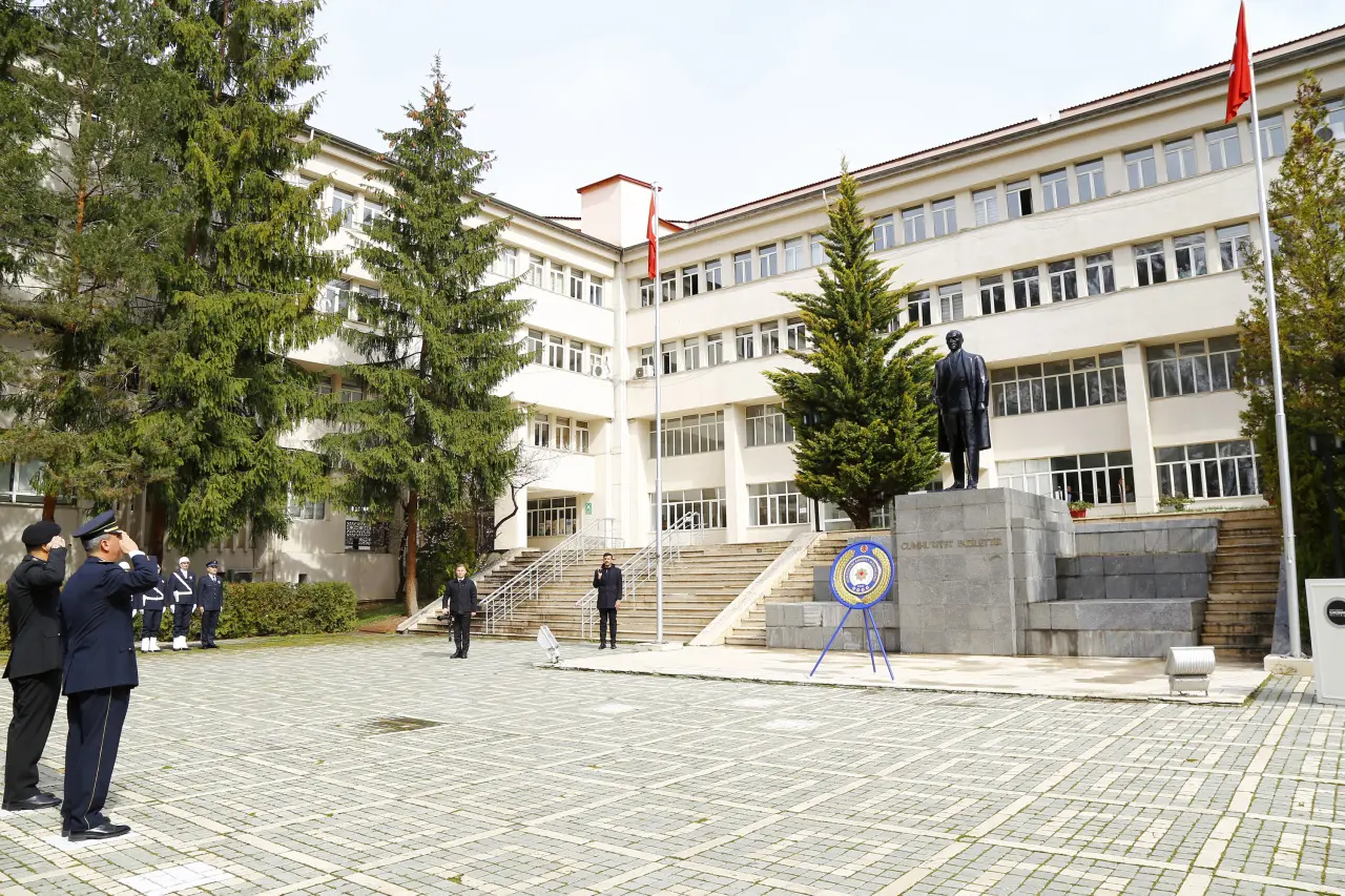 Türk Polis Teşkilatının 181. Kuruluş Yıldönümü Gümüşhane’de çeşitli etkinliklerle kutlandı 12