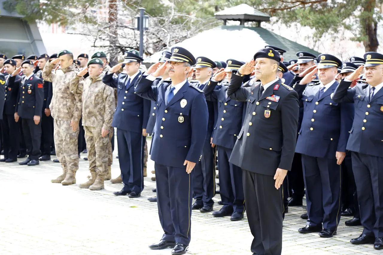 Türk Polis Teşkilatının 181. Kuruluş Yıldönümü Gümüşhane’de çeşitli etkinliklerle kutlandı 4