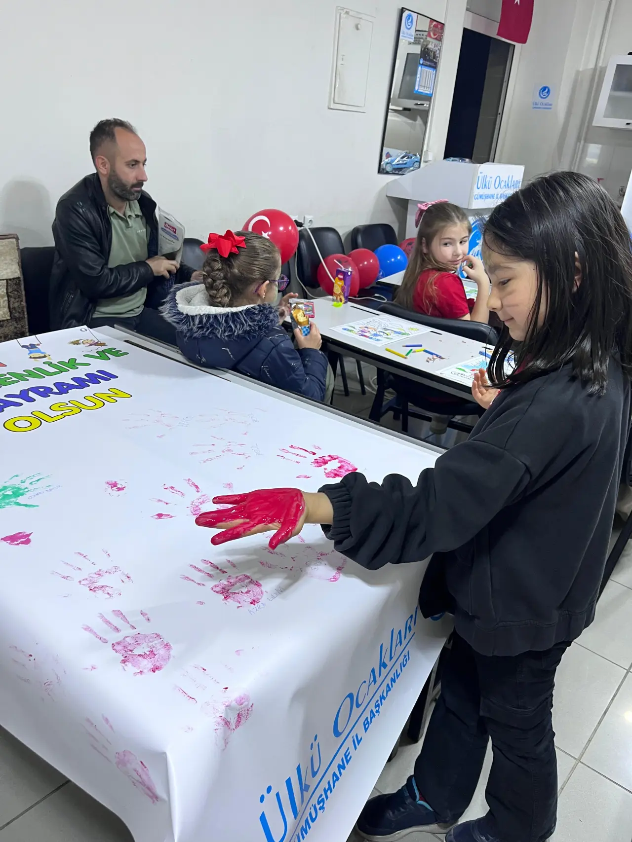 Ülkü Ocakları Gümüşhane İl Başkanlığı’ndan Kapsamlı 23 Nisan Kutlaması 4