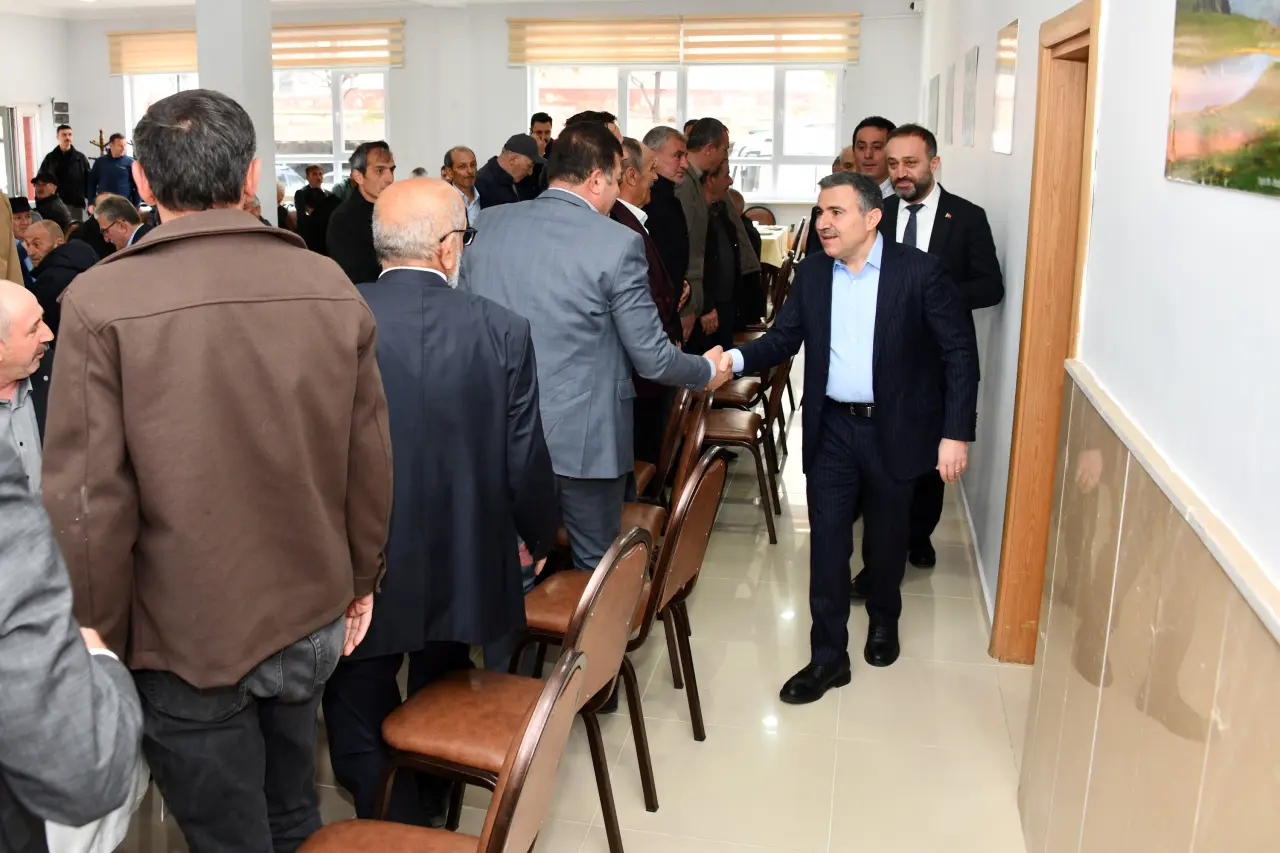 Vali Cevdet Atay muhtarlarla buluştu: "Sizler Bizim Başımızın Tacısınız" 1