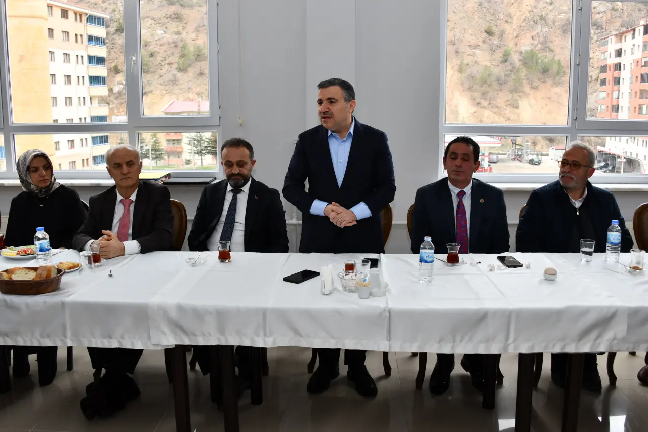 Vali Cevdet Atay muhtarlarla buluştu: "Sizler Bizim Başımızın Tacısınız" 5