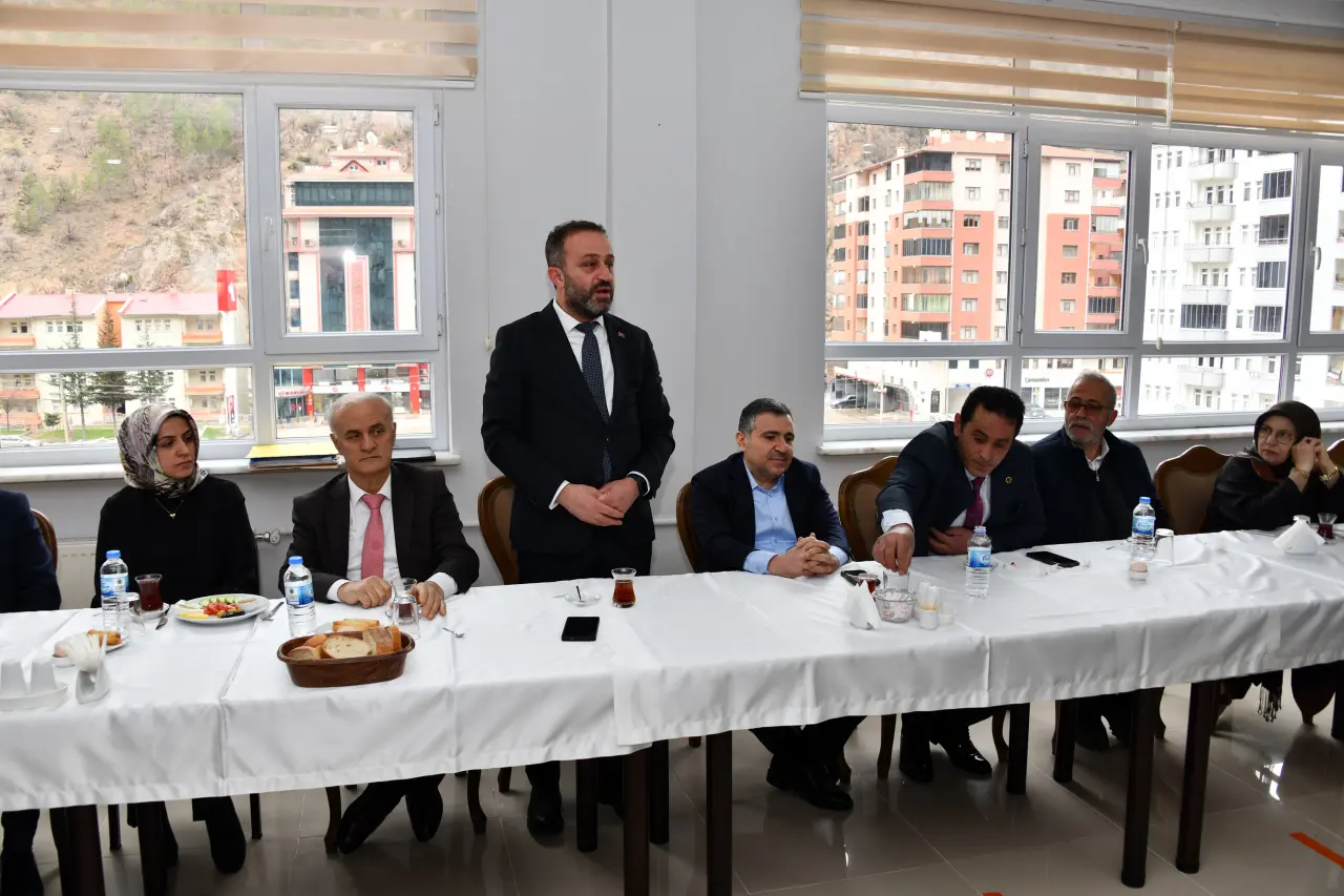 Vali Cevdet Atay muhtarlarla buluştu: "Sizler Bizim Başımızın Tacısınız" 17