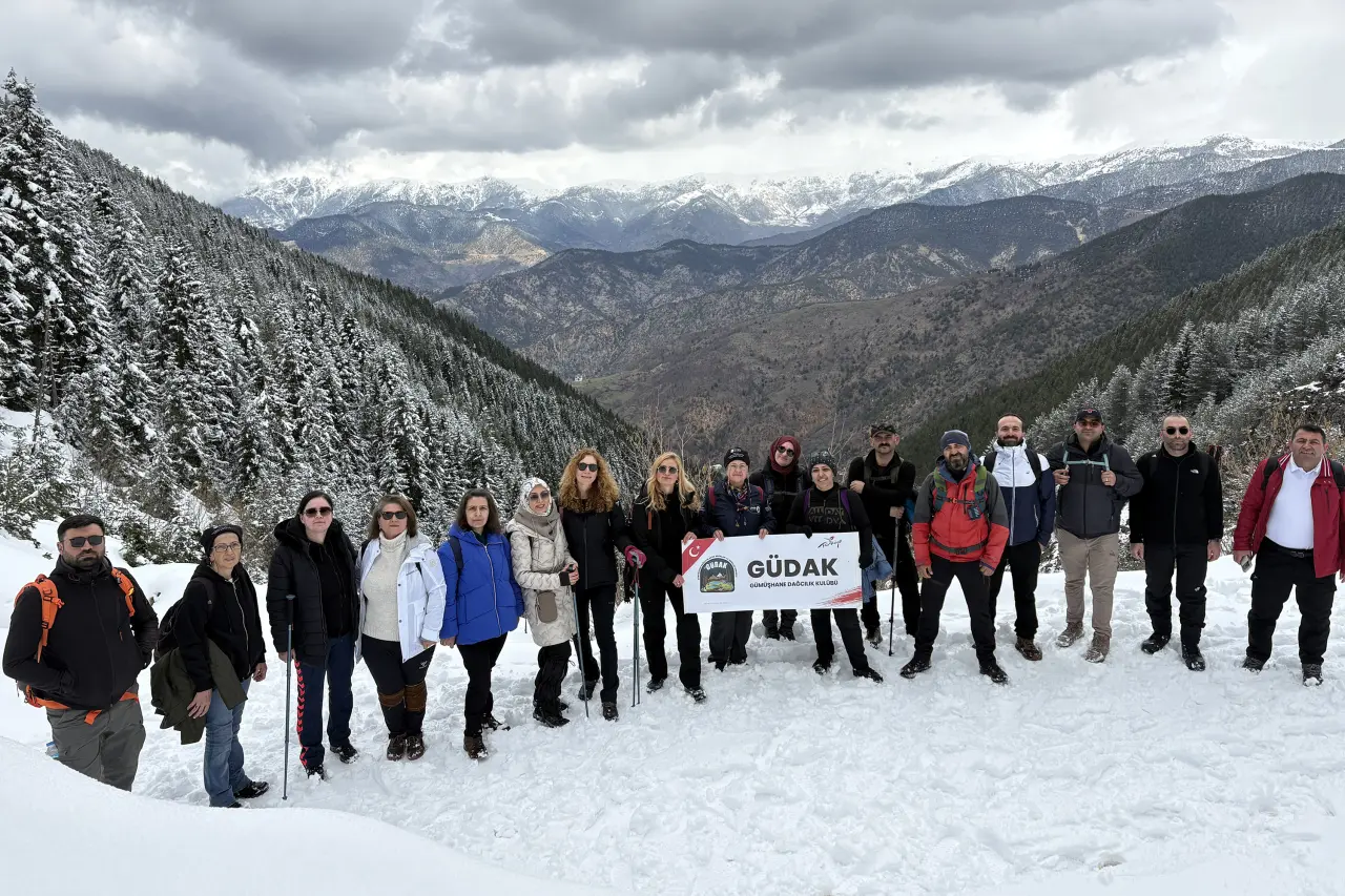 Zigana’da kışı ve baharı bir arada yaşadılar 7