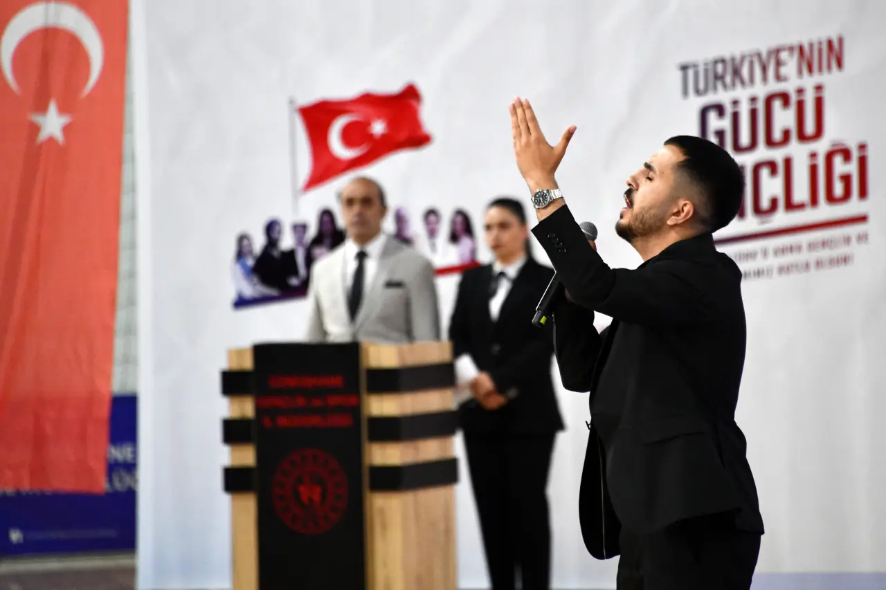 Gümüşhane’de 19 Mayıs Coşkusu: 107 Yıllık Gurur Aydın Doğan Spor Salonu’nda Yaşandı 23