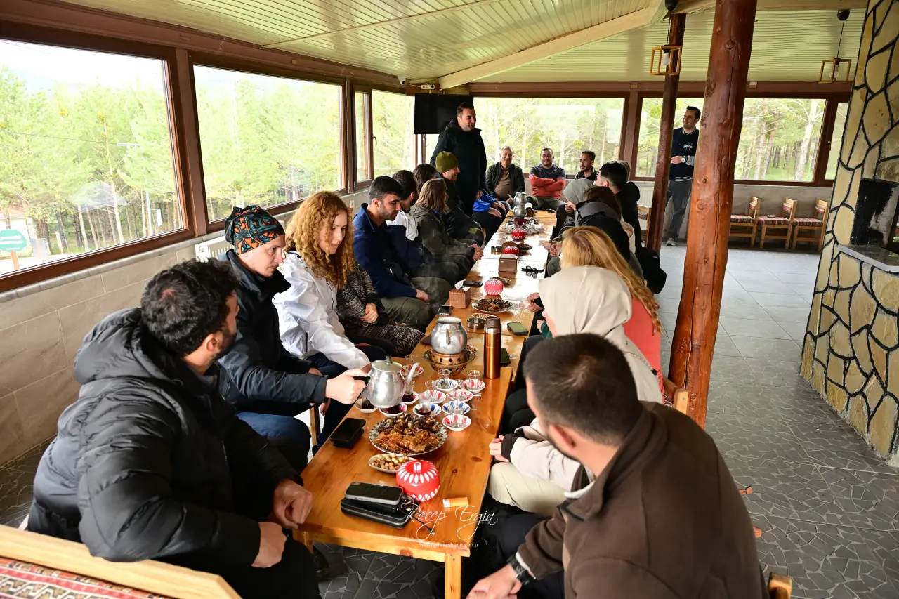 GÜDAK’tan Şiran çıkarması: Göller, çiçekler ve yağmur altında yürüyüş 49