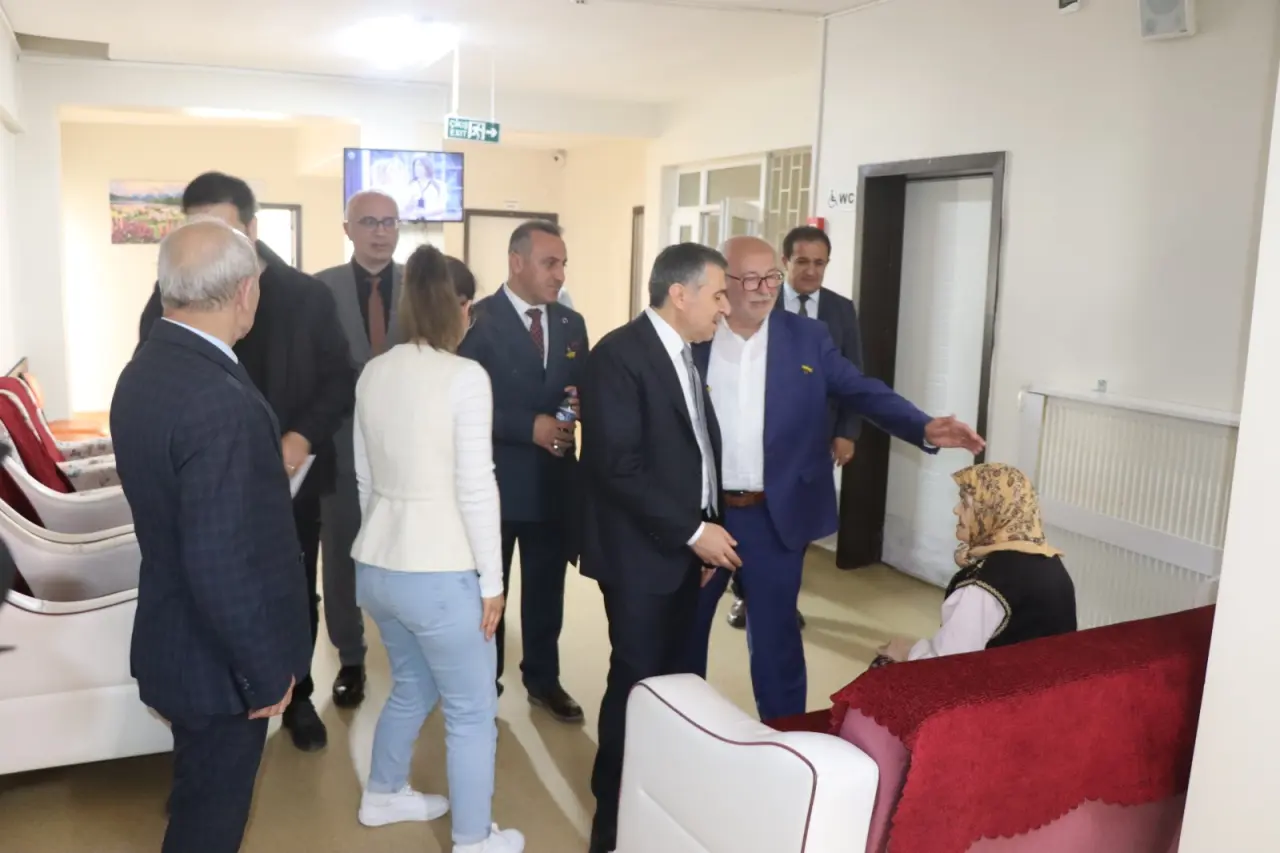 Gülen Yüzler Bakımevi’nde Afet Bilinci ve Toplumsal Duyarlılık Buluşması Gerçekleştirildi 13