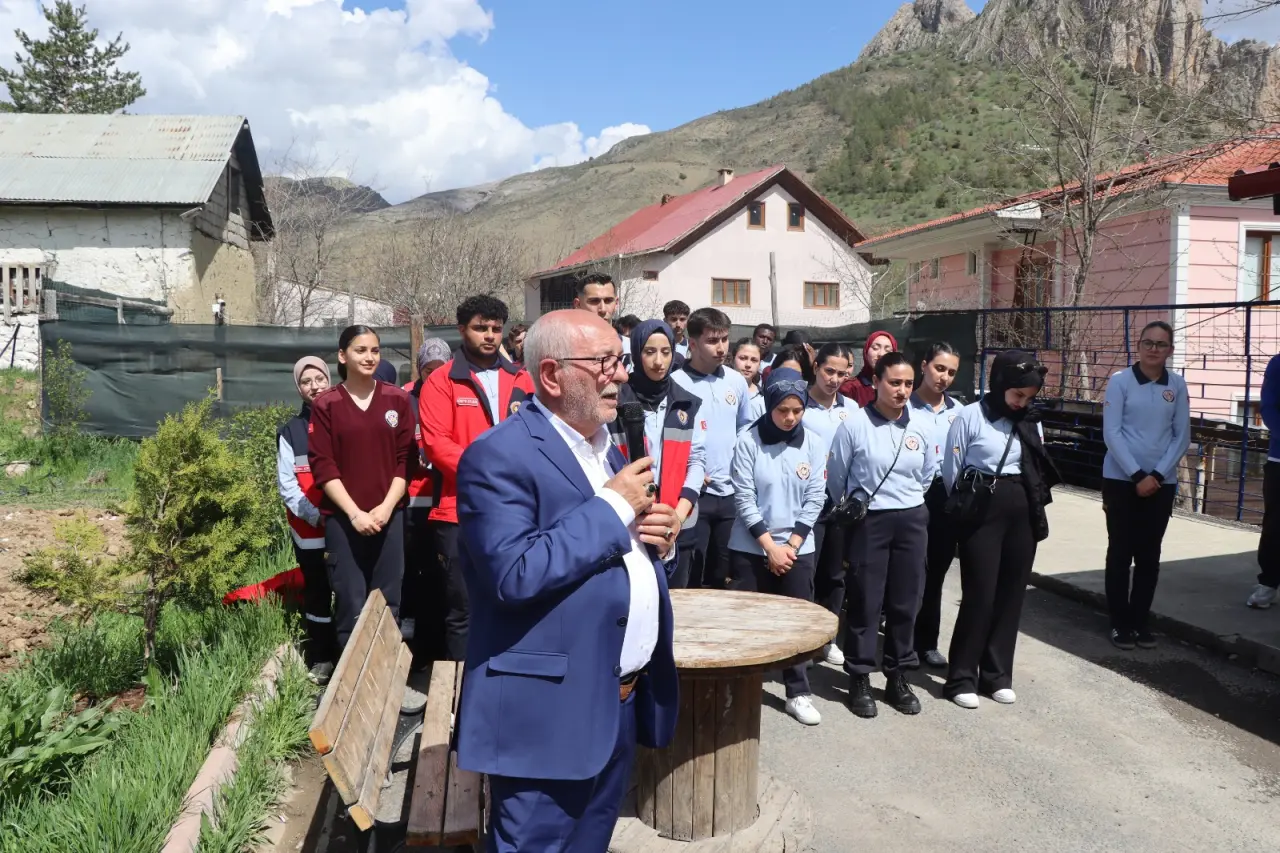 Gülen Yüzler Bakımevi’nde Afet Bilinci ve Toplumsal Duyarlılık Buluşması Gerçekleştirildi 15