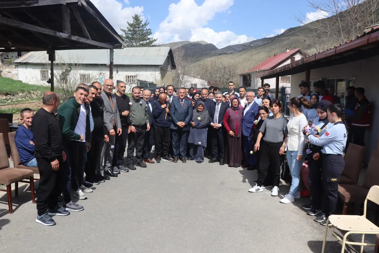 Gülen Yüzler Bakımevi’nde Afet Bilinci ve Toplumsal Duyarlılık Buluşması Gerçekleştirildi 17