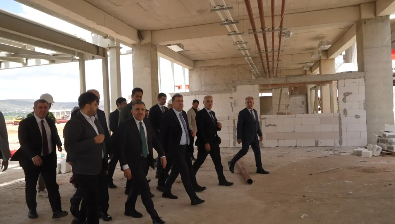 Gümüşhane-Bayburt Havalimanı Projesinde Sona Gelindi: Valiler Sahada İnceleme Yaptı 10