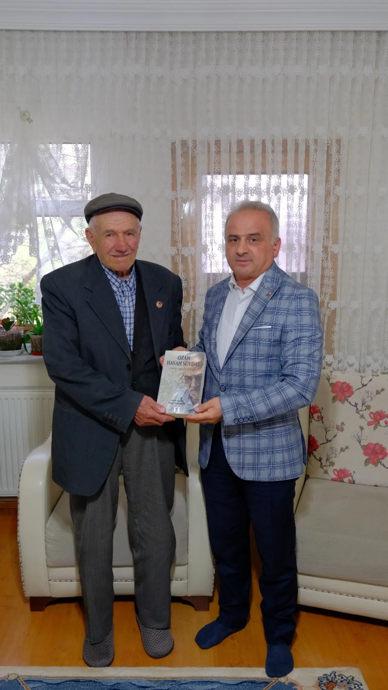 Gümüşhane Kültür Hayatına Dev Katkı: Ozan Hasan Soydaş Kitabı Yayınlandı 1