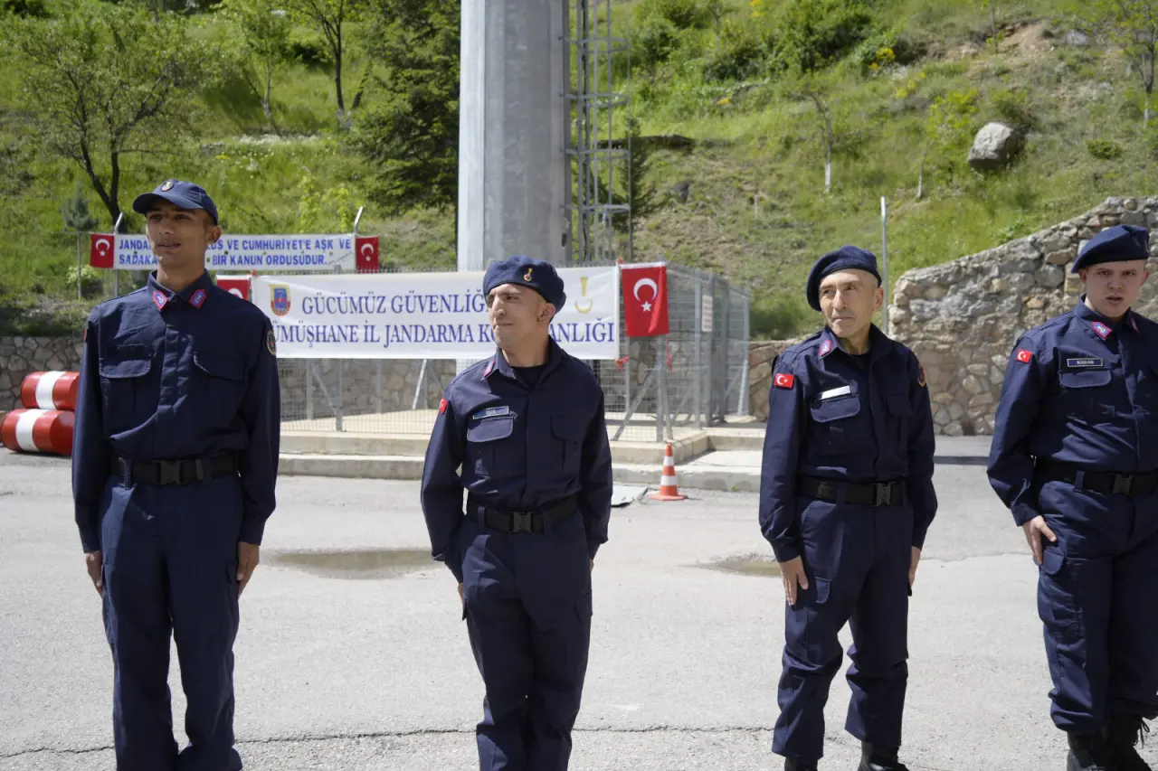 Gümüşhane’de 9 özel birey bir günlüğüne Mehmetçik oldu 66